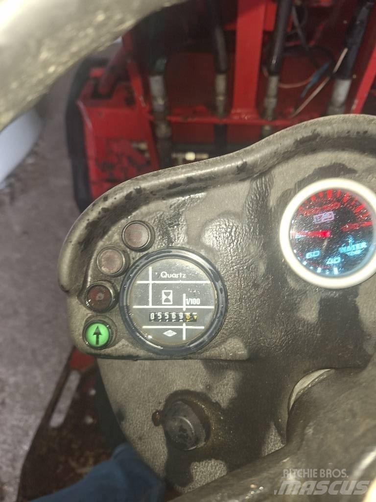 Weidemann 1360 다목적 로더