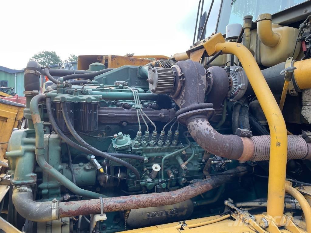 Volvo A25C 연결식 홀러