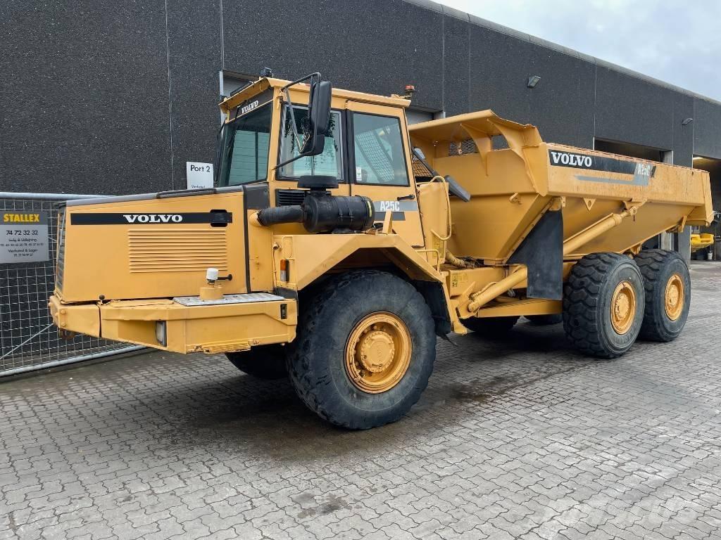 Volvo A25C 연결식 홀러