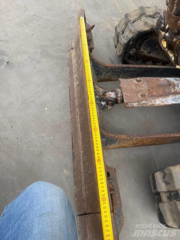 Yanmar Vio 10 소형 굴삭기 7톤 미만