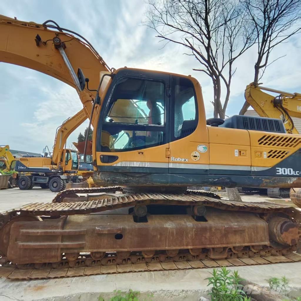Hyundai R300LC 대형 굴삭기 29톤 이상