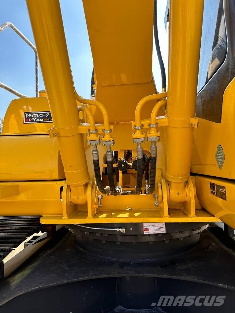 Komatsu PC 220-7 대형 굴삭기 29톤 이상