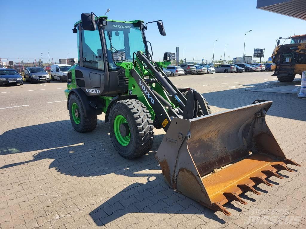 Volvo JL25H ELECTRIC  휠로우더