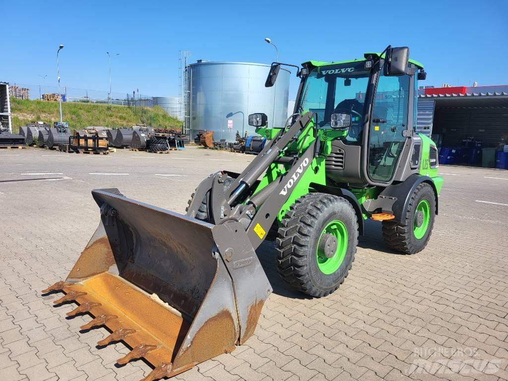 Volvo JL25H ELECTRIC  휠로우더