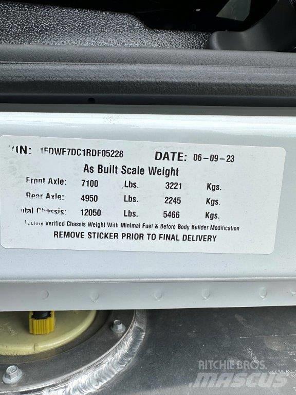 Ford F 750 새시 운전실 트럭