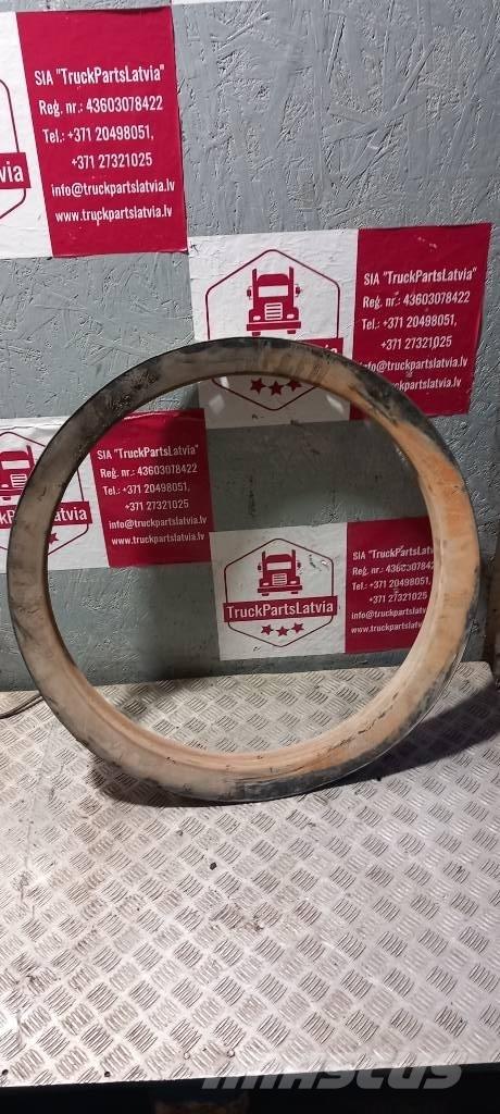 Scania 94 D.   1373520 라디에이터