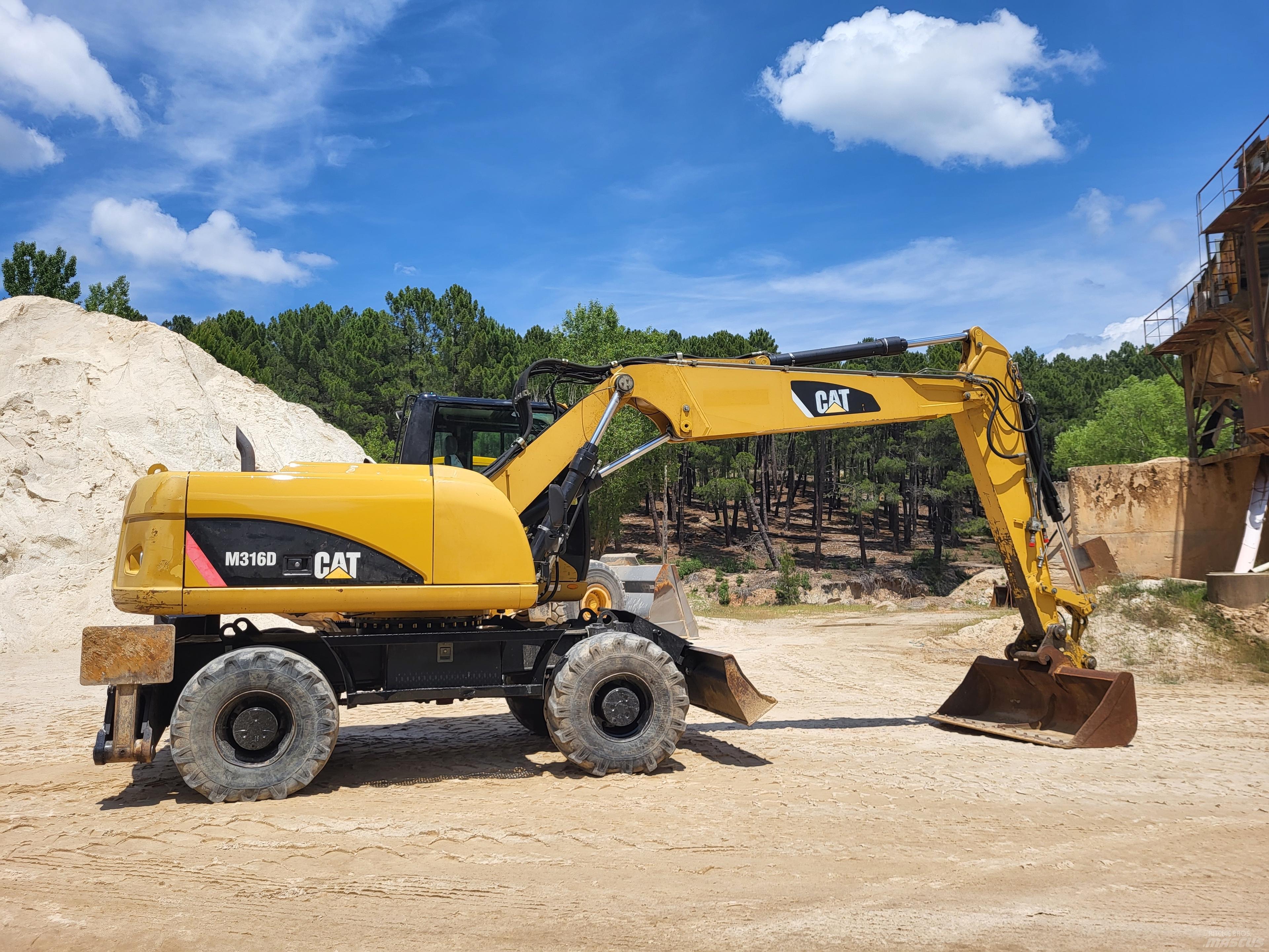 CAT 316d  휠 굴삭기