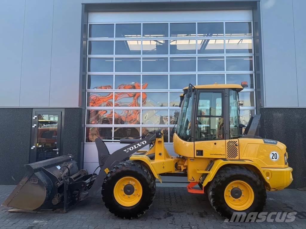 Volvo L35G  휠로우더