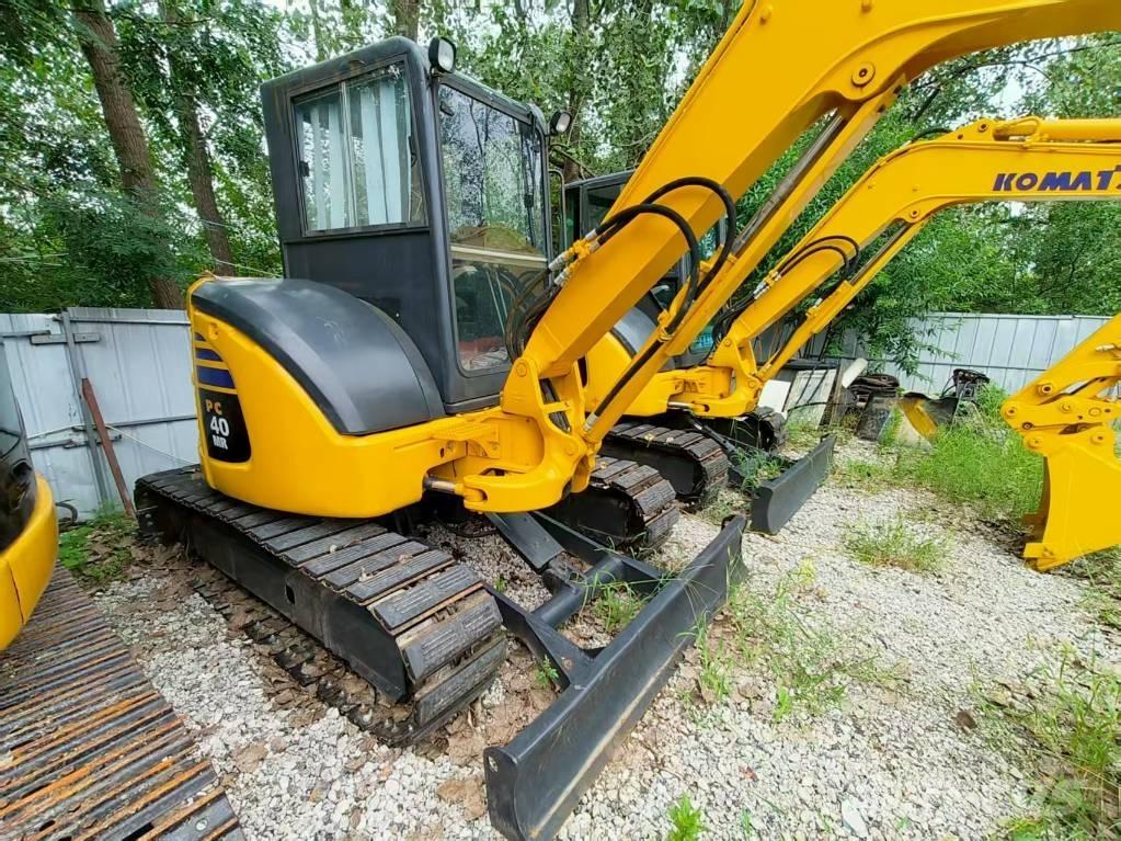 Komatsu PC 40 소형 굴삭기 7톤 미만