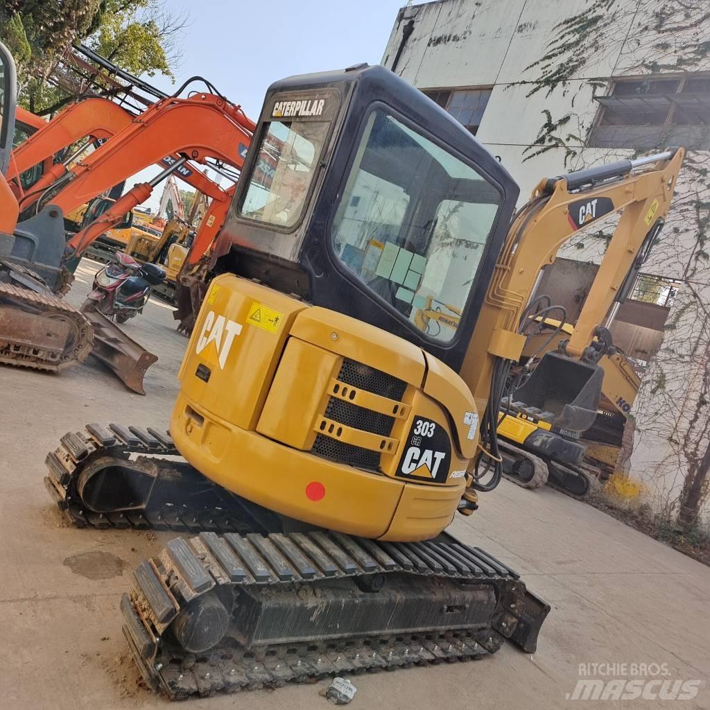 CAT 303 CR 소형 굴삭기 7톤 미만