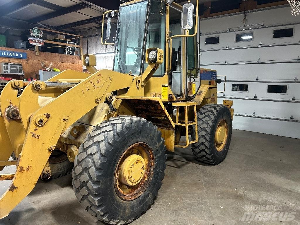 Fiat-Hitachi FR 100  휠로우더