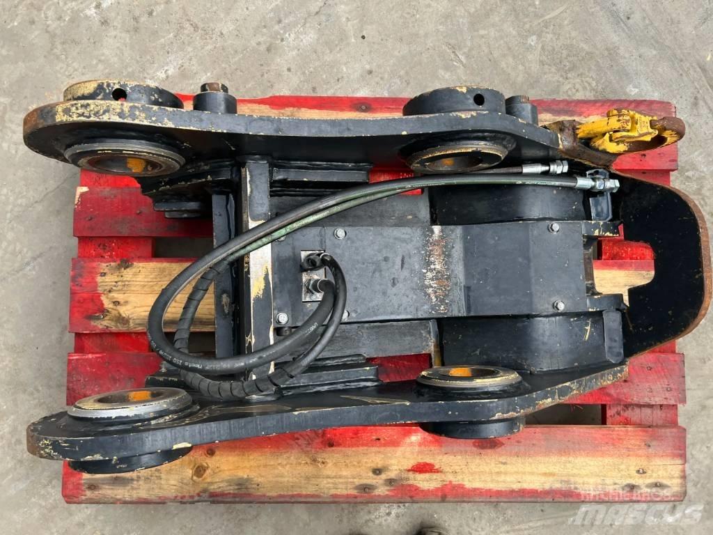 Volvo S1 - 323D 퀵 커넥터