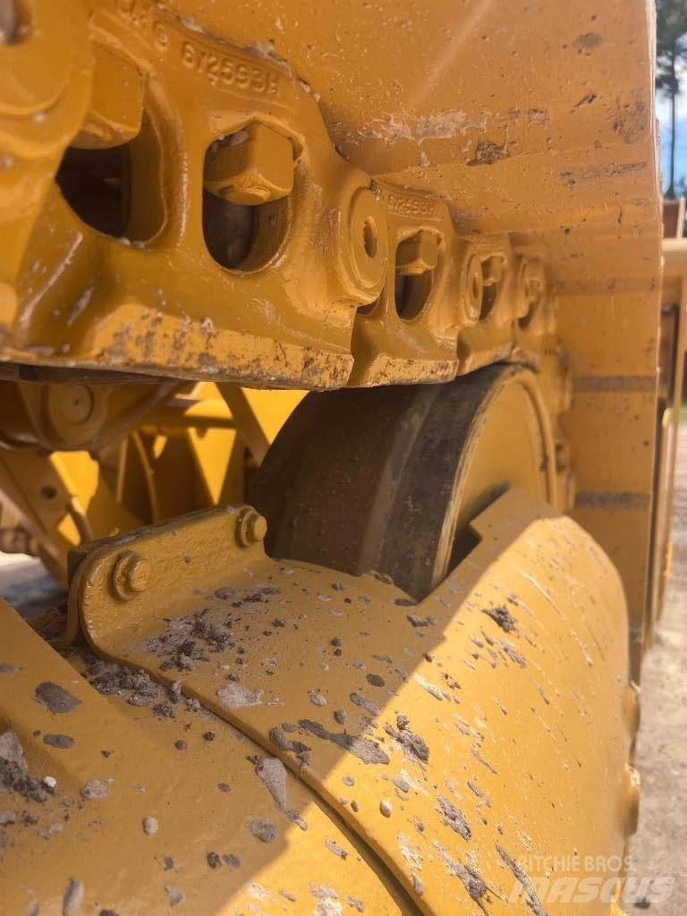 CAT 973 궤도식 로우더