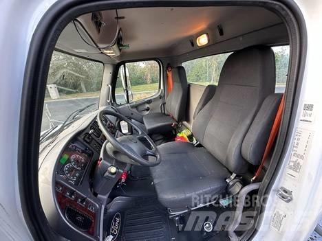 Freightliner M2 트랙터 유닛