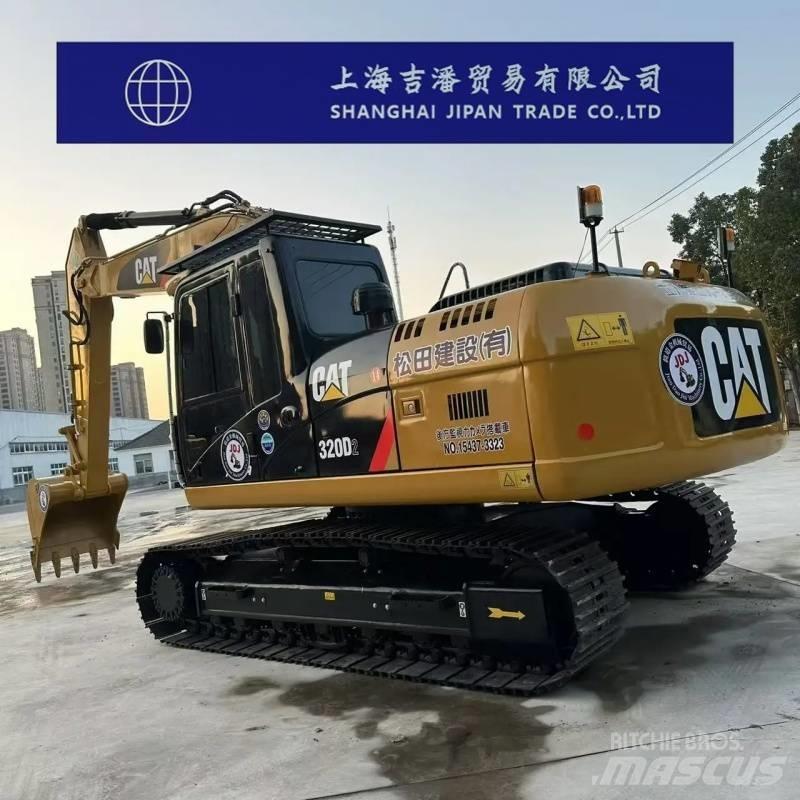 CAT 320 D 대형 굴삭기 29톤 이상