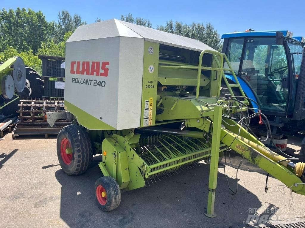 CLAAS Rollant 240 원형 곤포기