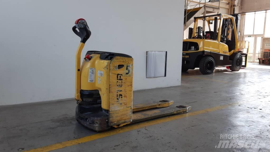 Hyster P2.0L 경량 리프터
