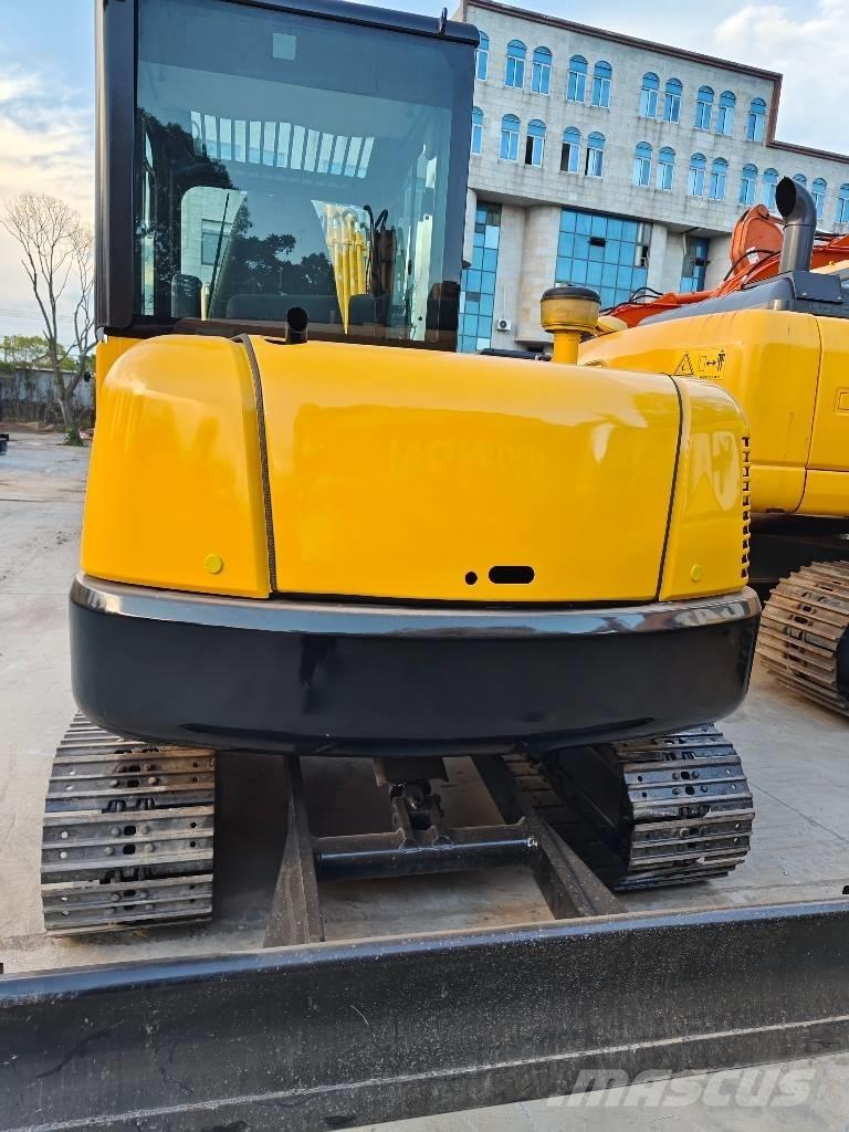 Komatsu PC 56 소형 굴삭기 7톤 미만