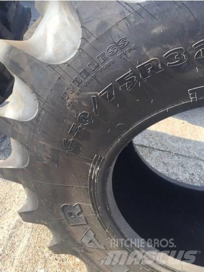 Goodyear 650/75R32 타이어, 휠 및 림