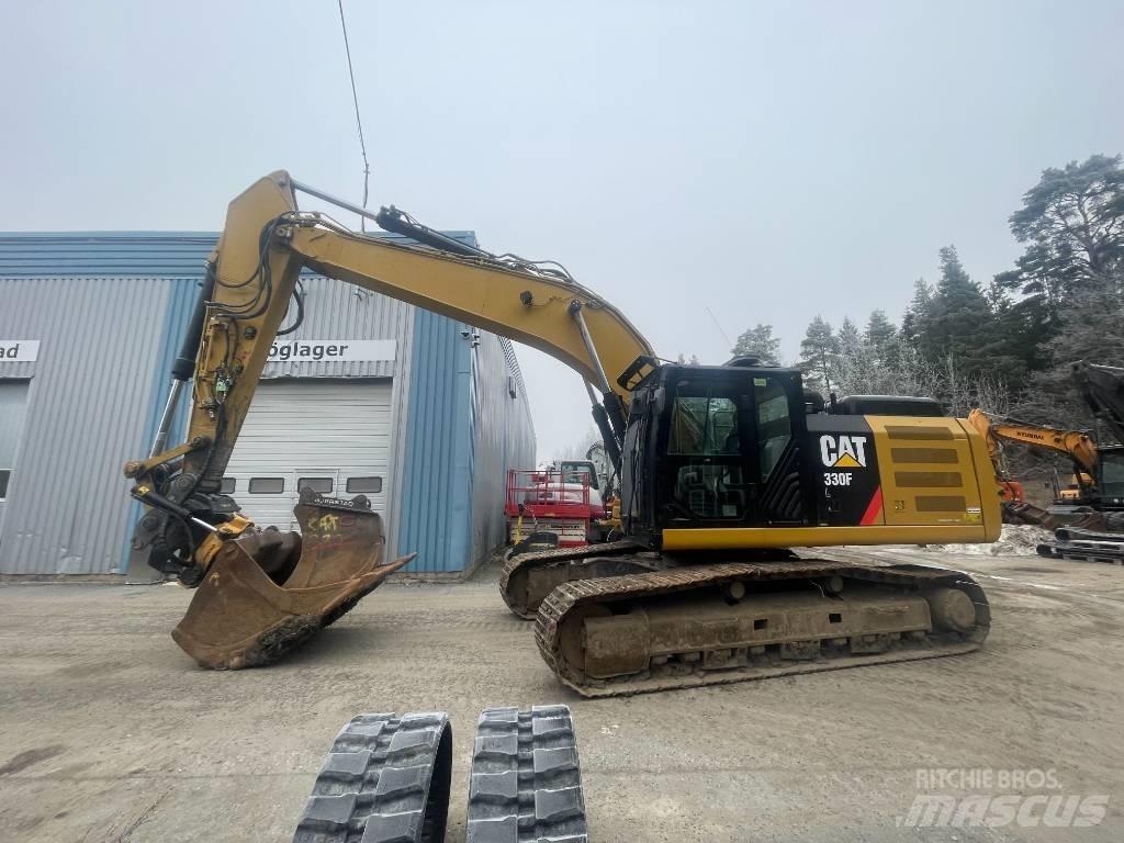 CAT 330 대형 굴삭기 29톤 이상