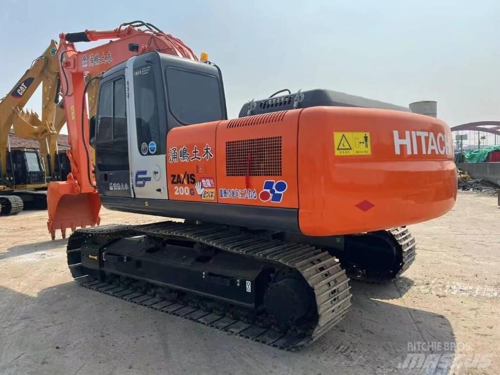 Hitachi ZX 200 대형 굴삭기 29톤 이상