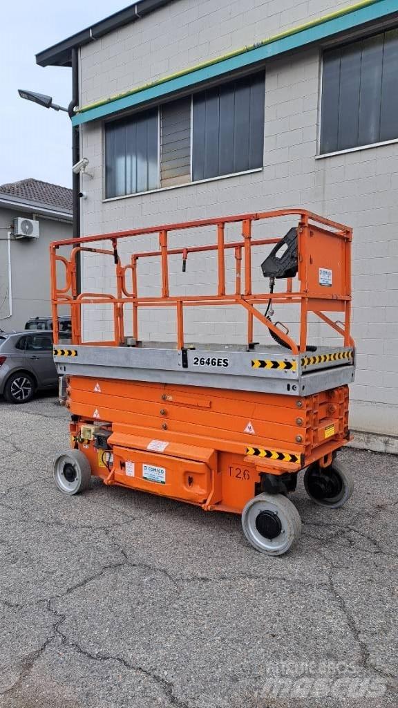 JLG 2646 ES 가위형 리프트