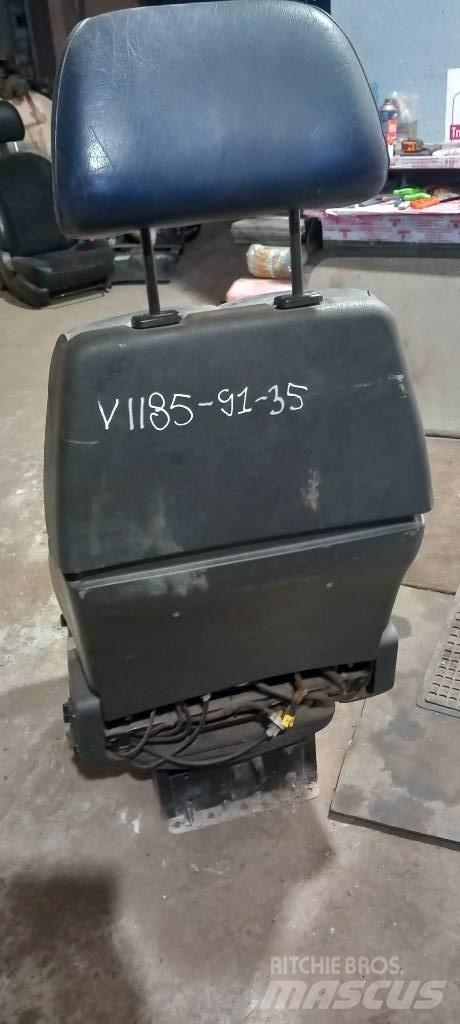 Volvo FH 12.    21329584 캐빈 및 인테리어