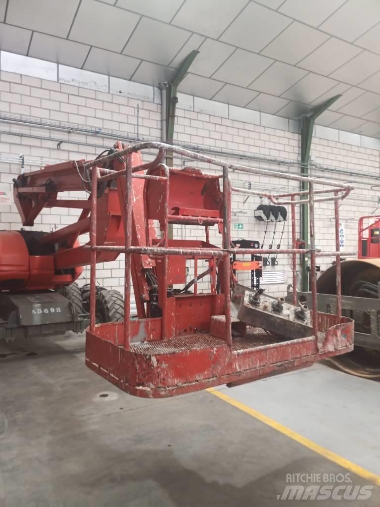 Manitou 160 ATJ 관절형 전동이동 리프트