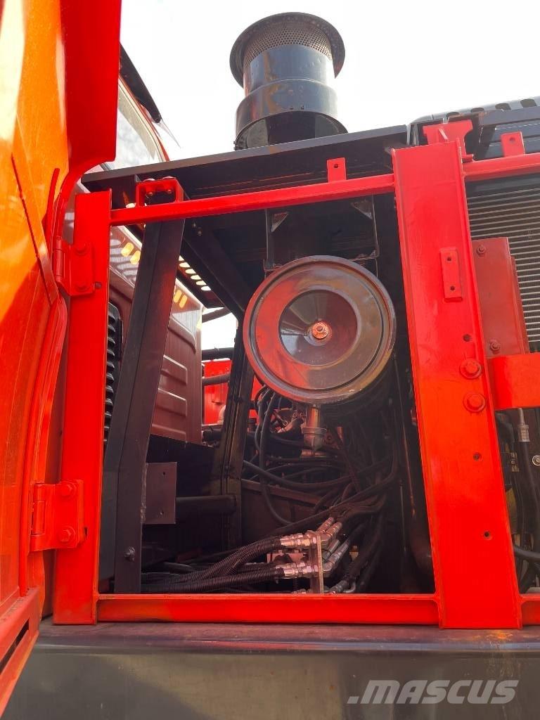 Doosan DX 225 LCA 대형 굴삭기 29톤 이상