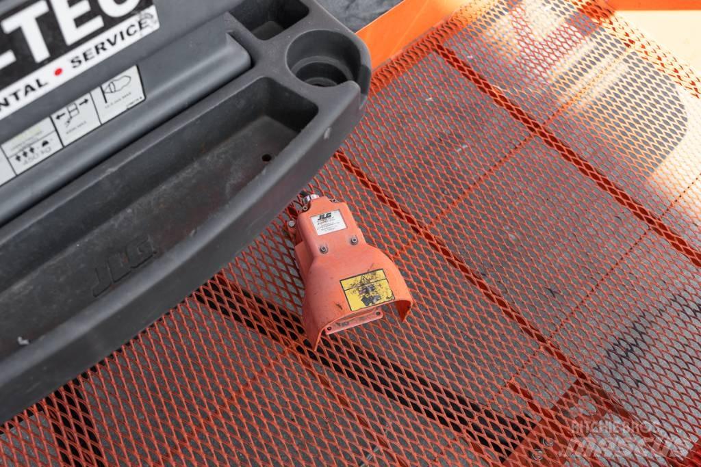 JLG 1350 SJP 견인식 전동이동 리프트