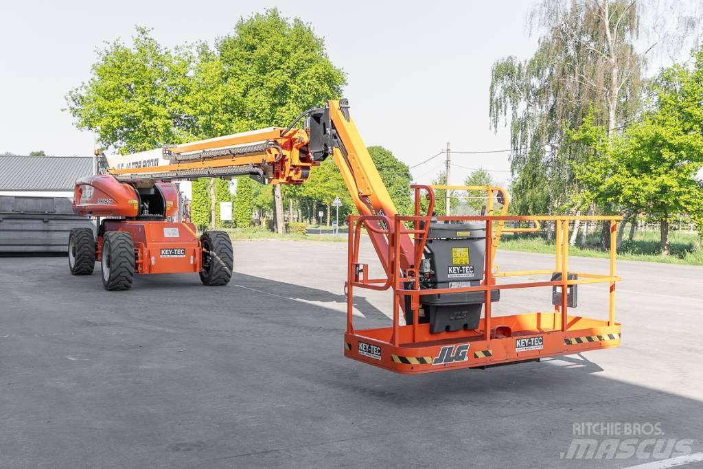 JLG 1350 SJP 견인식 전동이동 리프트