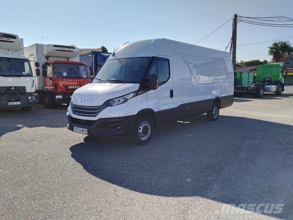 Iveco Daily 35 S12 박스 바디