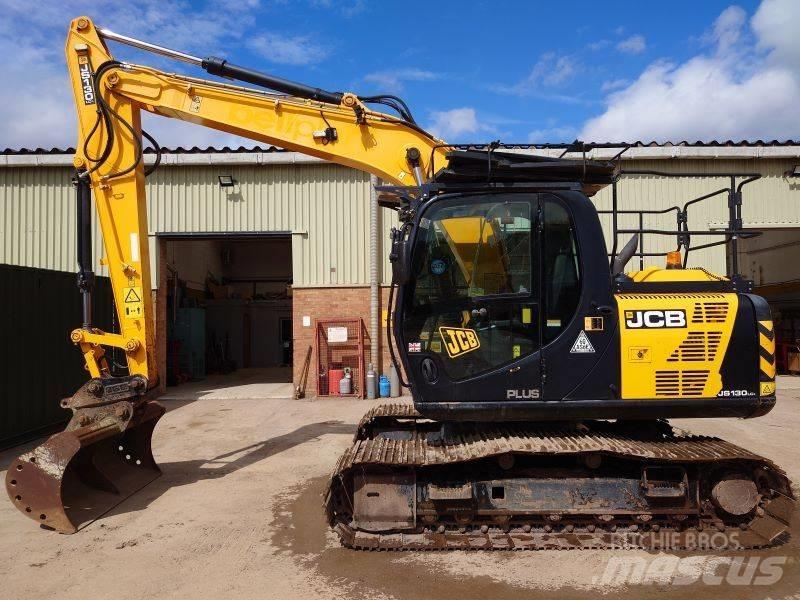 JCB JS130LC Plus+ 대형 굴삭기 29톤 이상