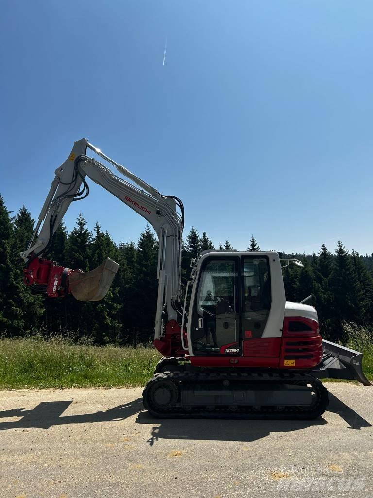 Takeuchi TB 290 중형굴삭기 7톤-28톤