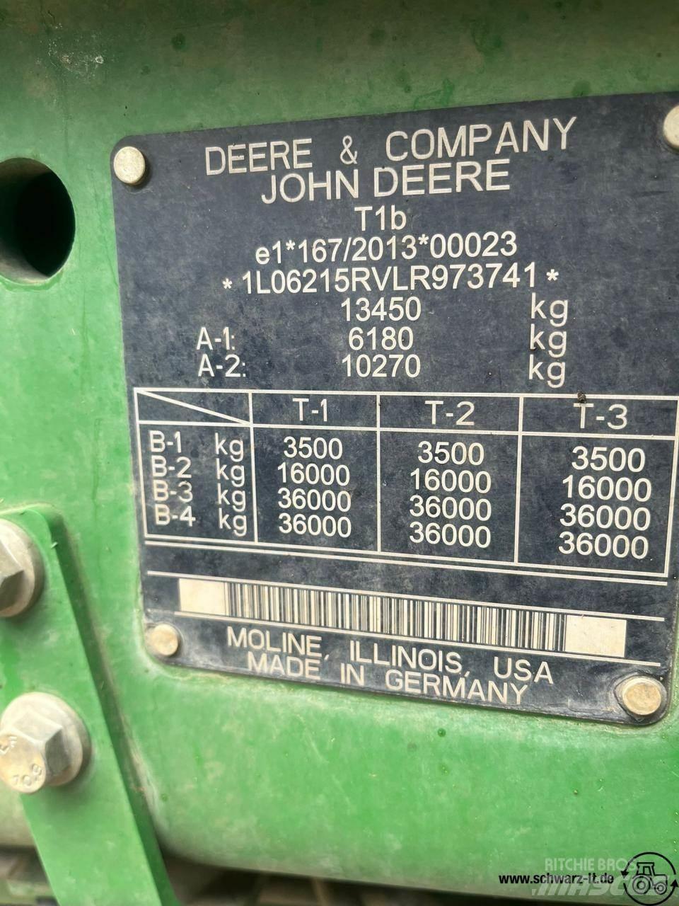 John Deere 6215R 트랙터