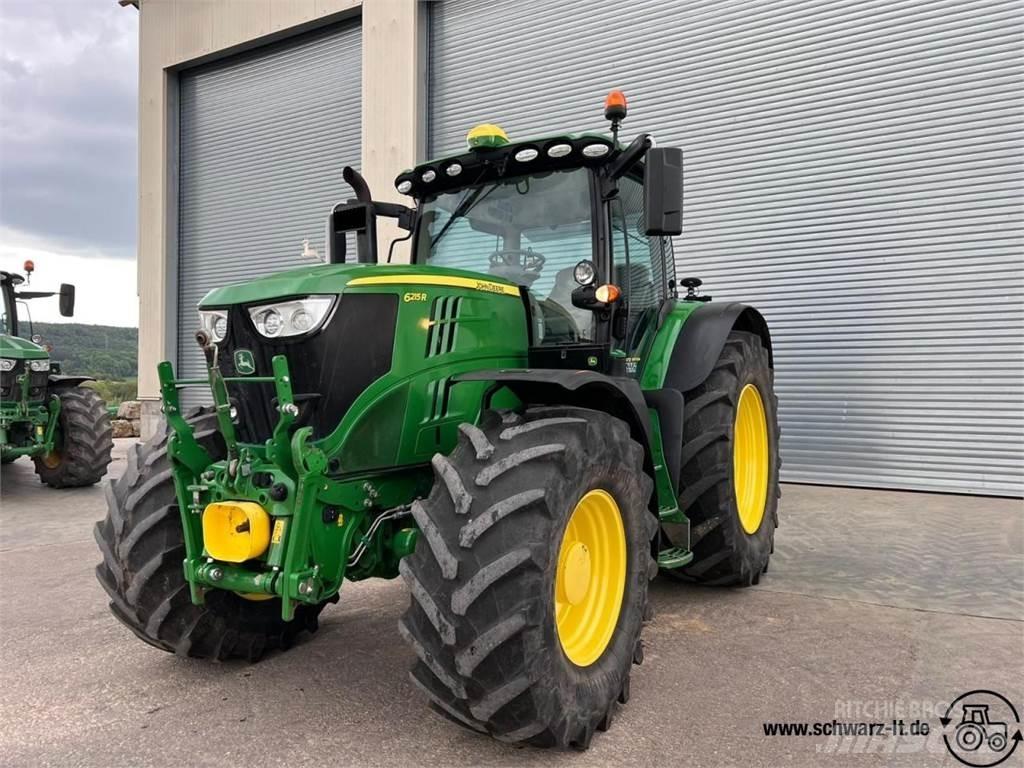 John Deere 6215R 트랙터