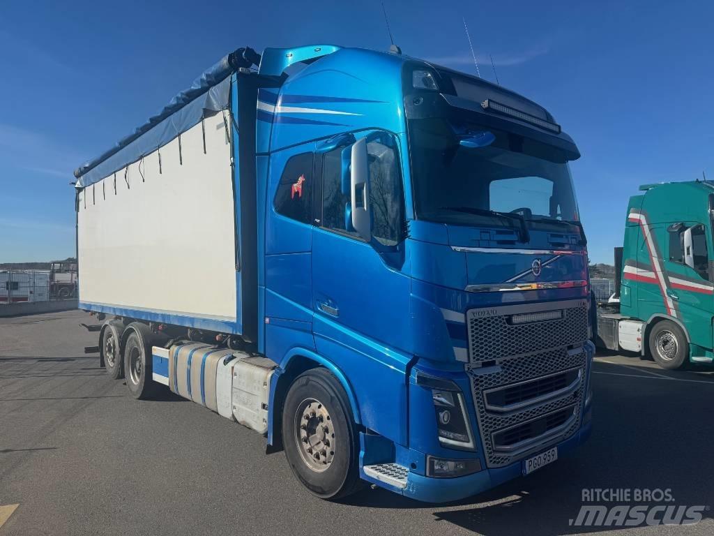 Volvo FH 750 우드칩 트럭