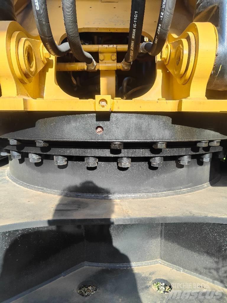 CAT 330 D 대형 굴삭기 29톤 이상