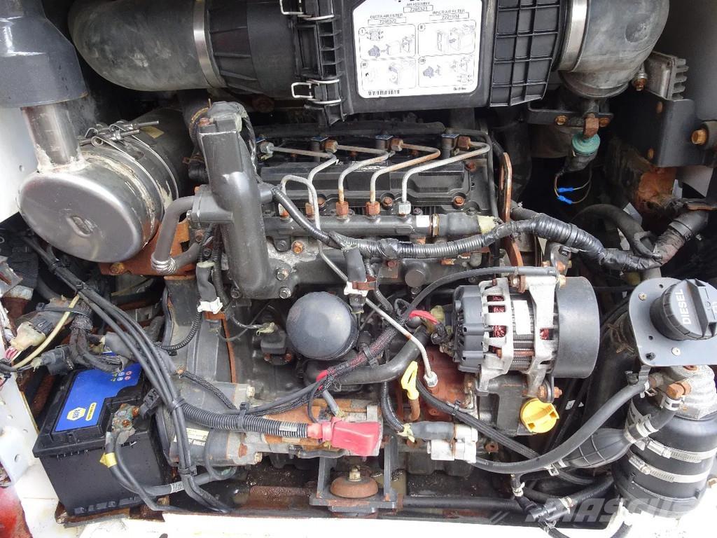 Bobcat S630  스키드로더