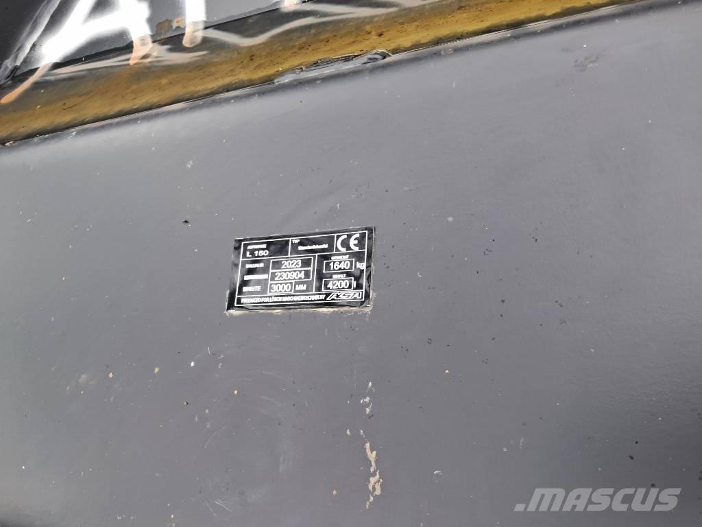 Develon DL 420 CVT-7  휠로우더