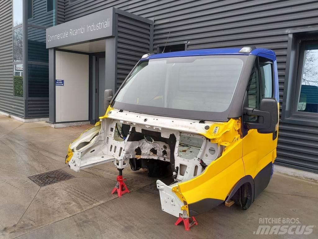 Iveco DAILY 캐빈 및 인테리어