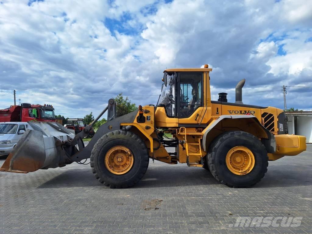 Volvo L 120 F  휠로우더