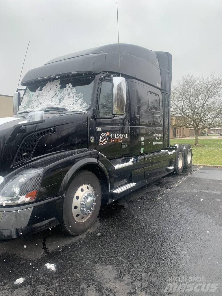 Volvo VNL730 트랙터 유닛
