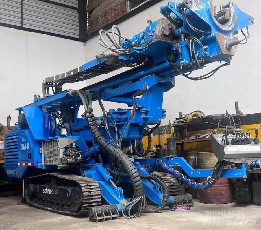 Soilmec SM-8 말뚝설치기