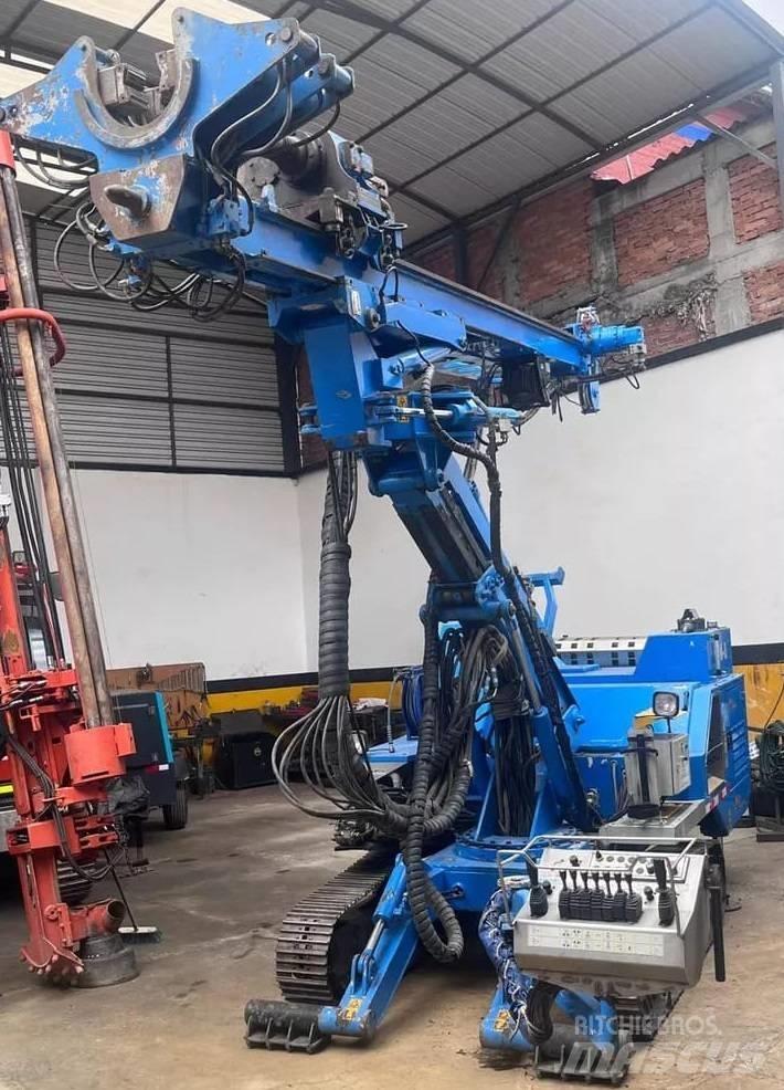 Soilmec SM-8 말뚝설치기