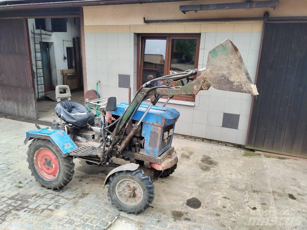  Zemědělský traktor 트랙터