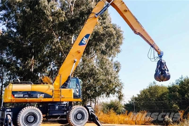 CAT M325 소형 굴삭기 7톤 미만