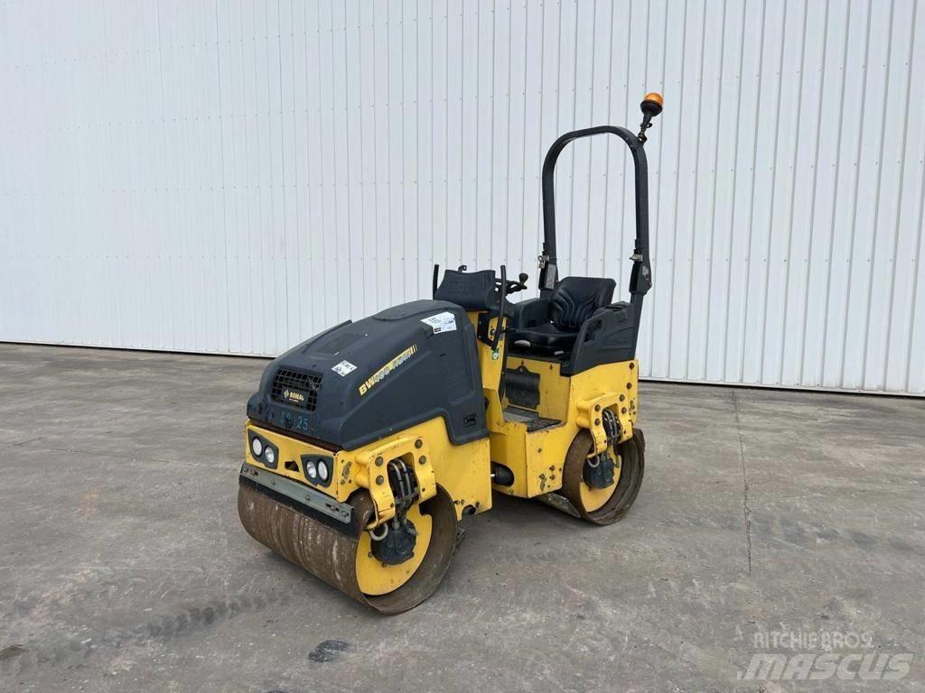 Bomag BW 100 AD M-5 트윈 드럼 롤러