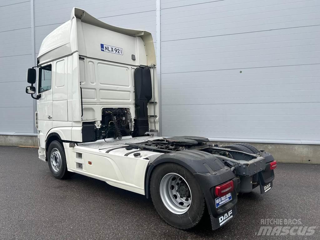 DAF XF 트랙터 유닛