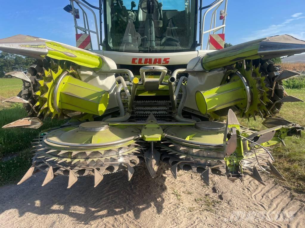CLAAS Orbis 450 자동 초지기계